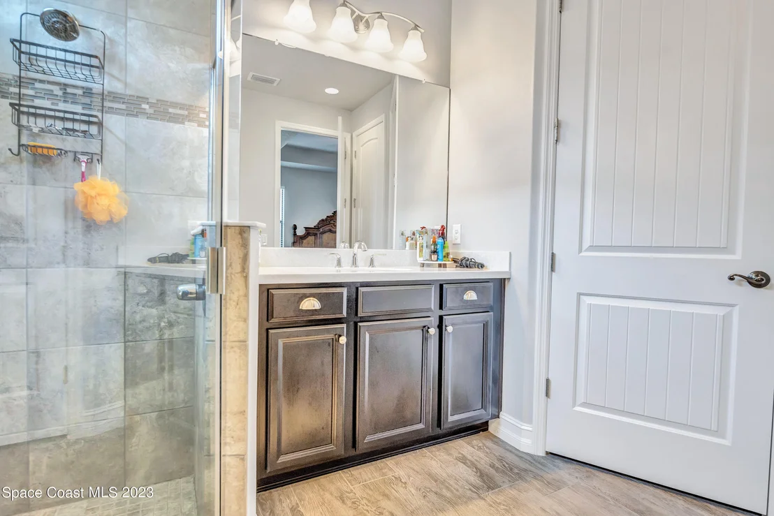 Photo of 7338 Bluemink Lane