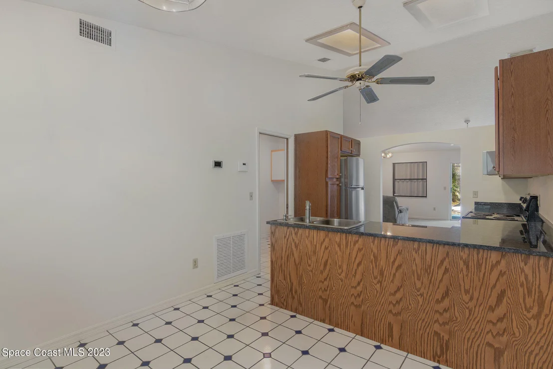Photo of 1709 Palm Ridge Road