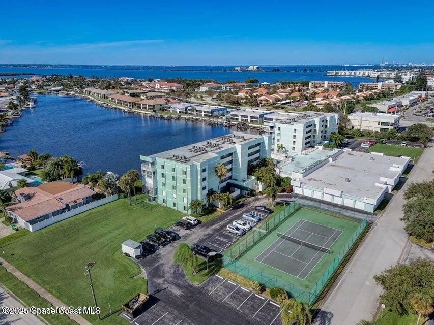 Photo of Unit 2303 at 1750 Commodore Boulevard