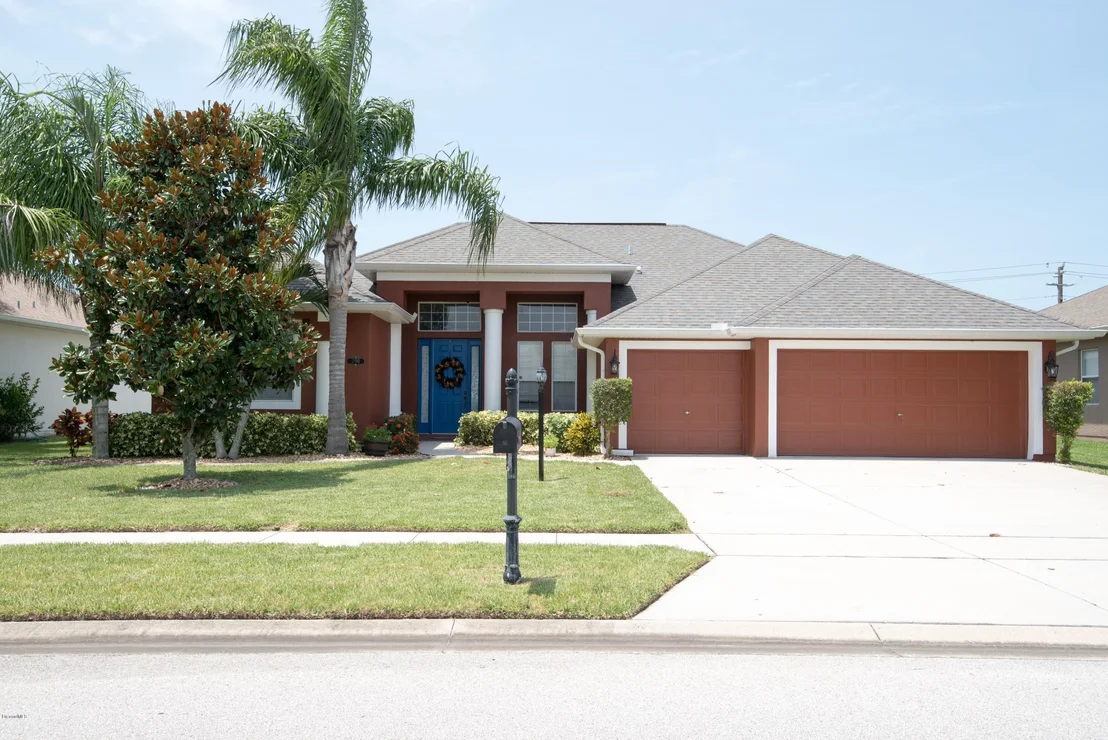 Photo of 290 Pebble Hill Way