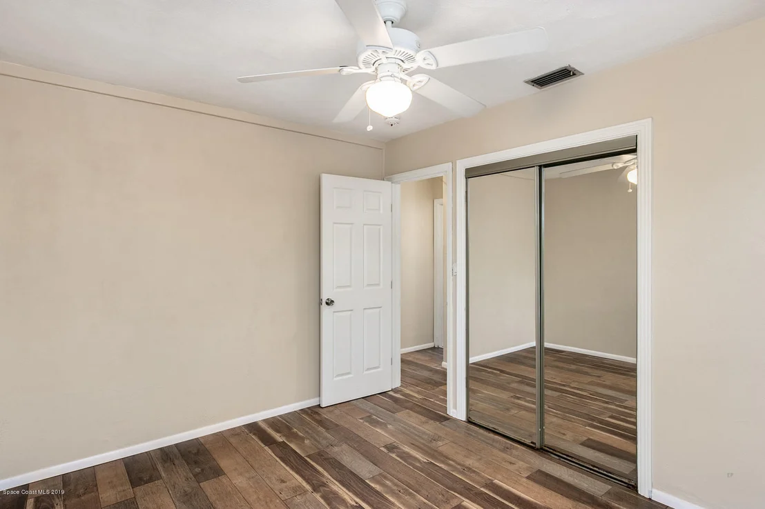 Photo of 2115 Palm Avenue