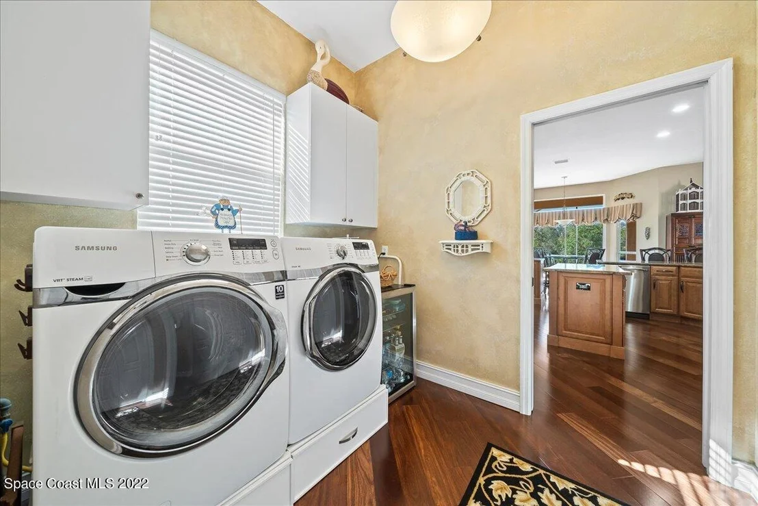 Photo of 937 Palm Brook Drive