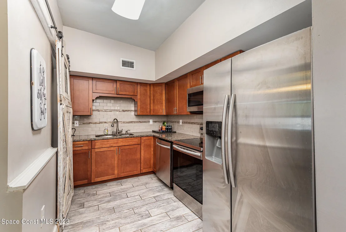 Photo of 1799 Mosswood Drive