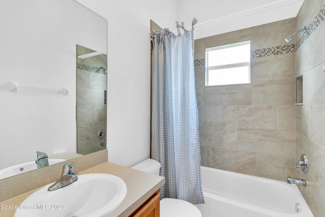 Photo of 2102 Woodfield Circle