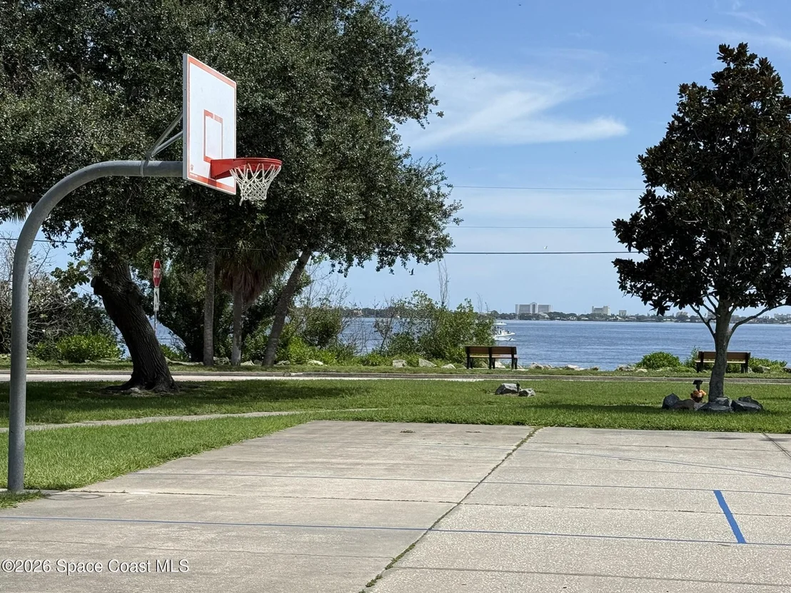 Photo of 807 Ballard Drive