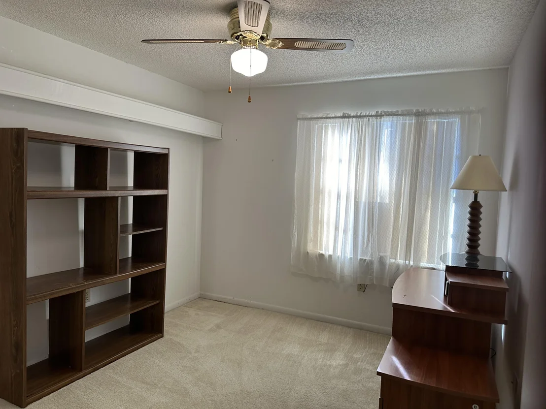 Photo of 812 Pine Valley Court