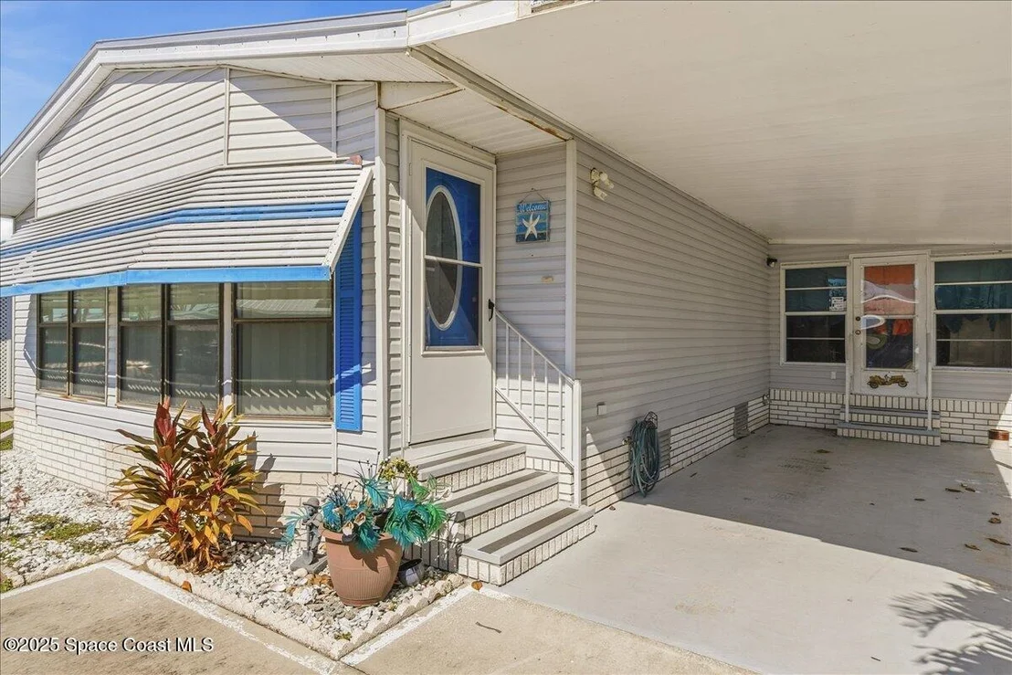 Photo of 1131 Tequesta Drive