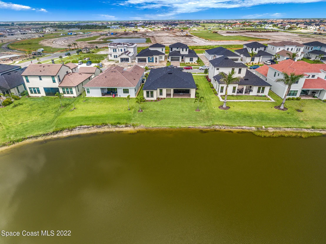 Photo of 8235 Lyside Drive