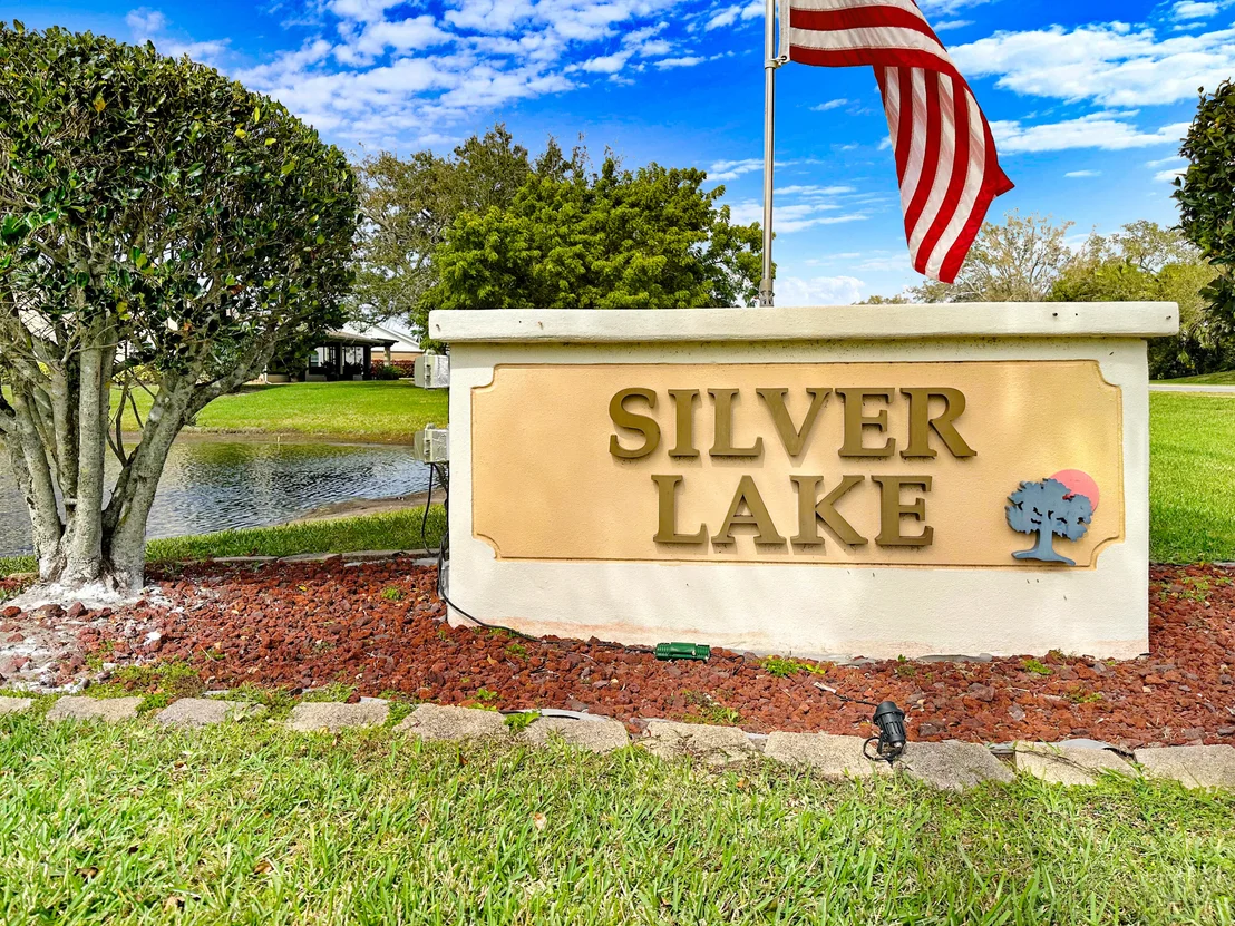 Photo of 1374 Silver Lake Drive