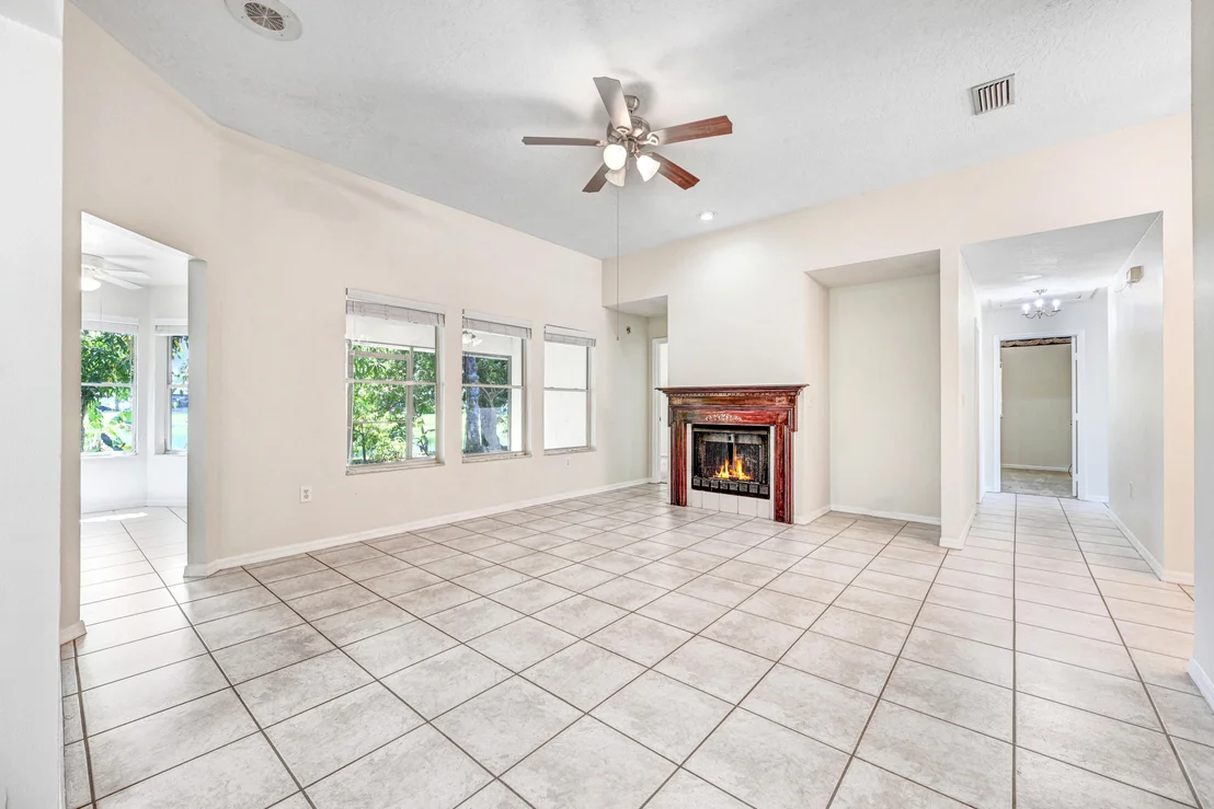 Photo of 1238 Weeping Willow Lane
