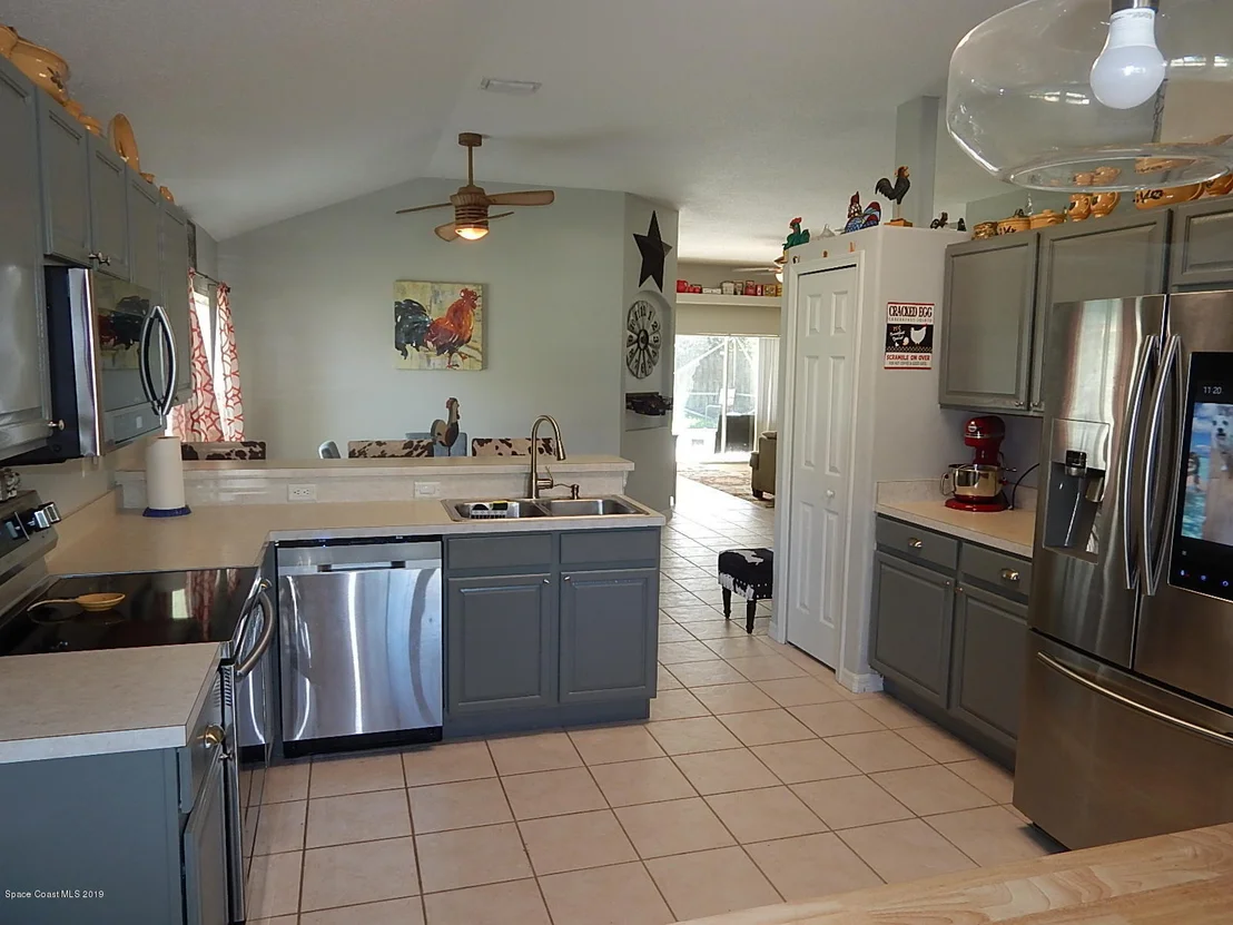 Photo of 414 Sedgewood Circle