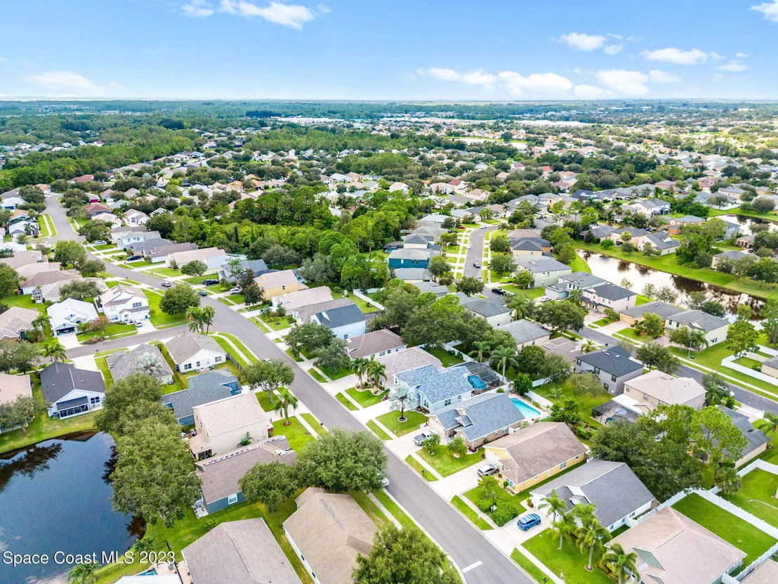 Photo of 2060 Stratford Pointe Drive