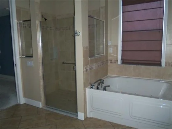 Photo of 2441 Delys