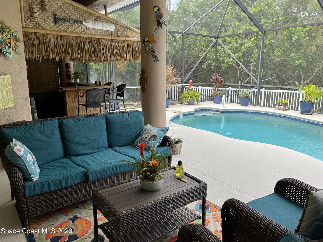 Photo of 1661 Whitman Drive