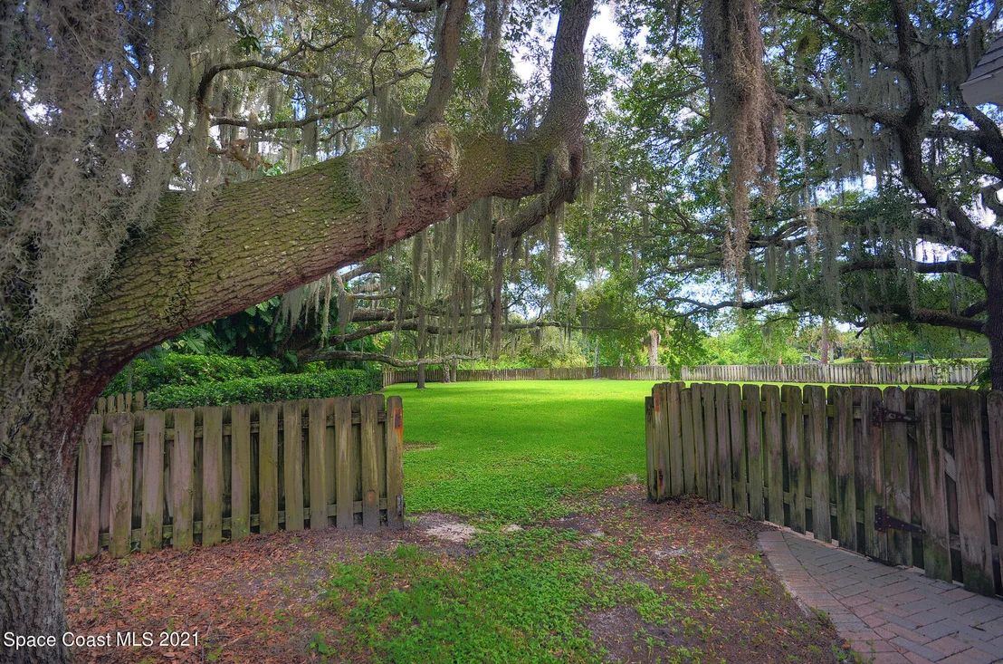 Photo of 4283 Turtle Mound Road