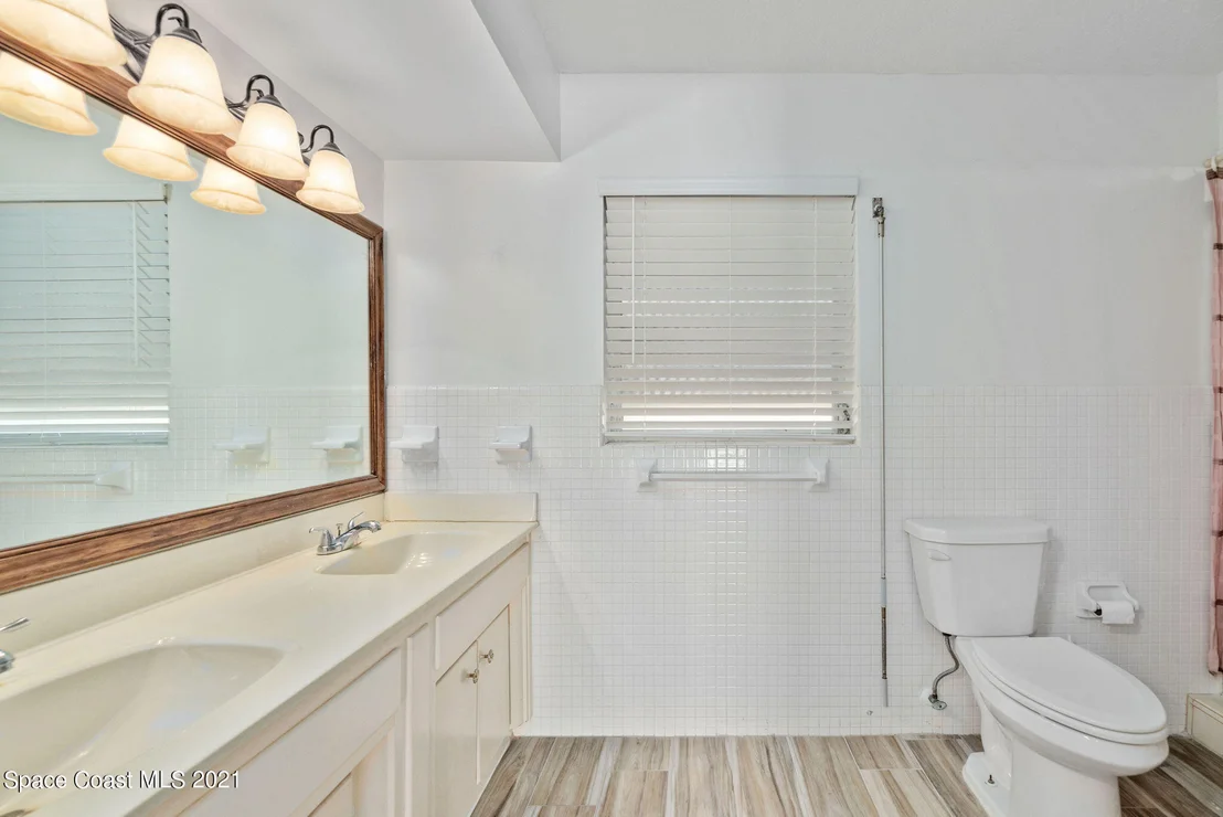 Photo of 616 Hibiscus Trail