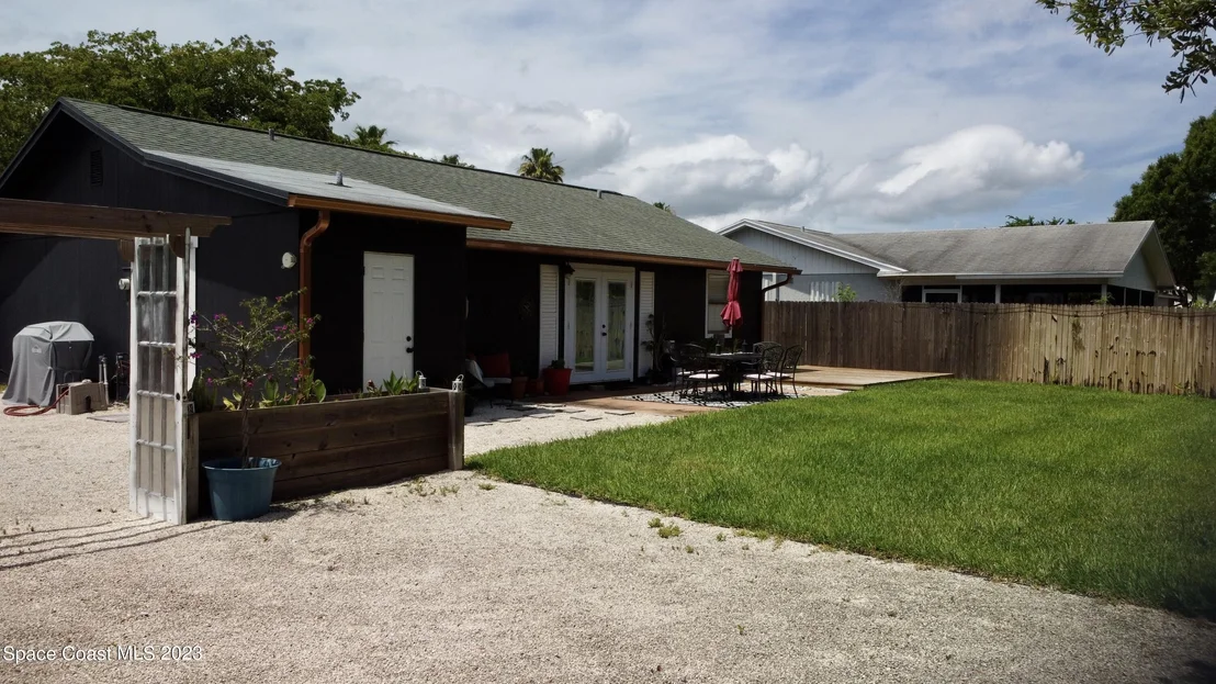 Photo of 17416 Thrush Drive