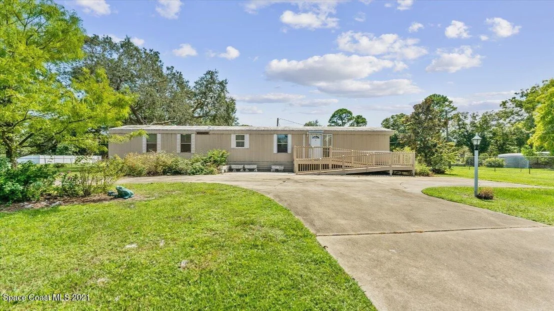 Photo of 755 Ann Way