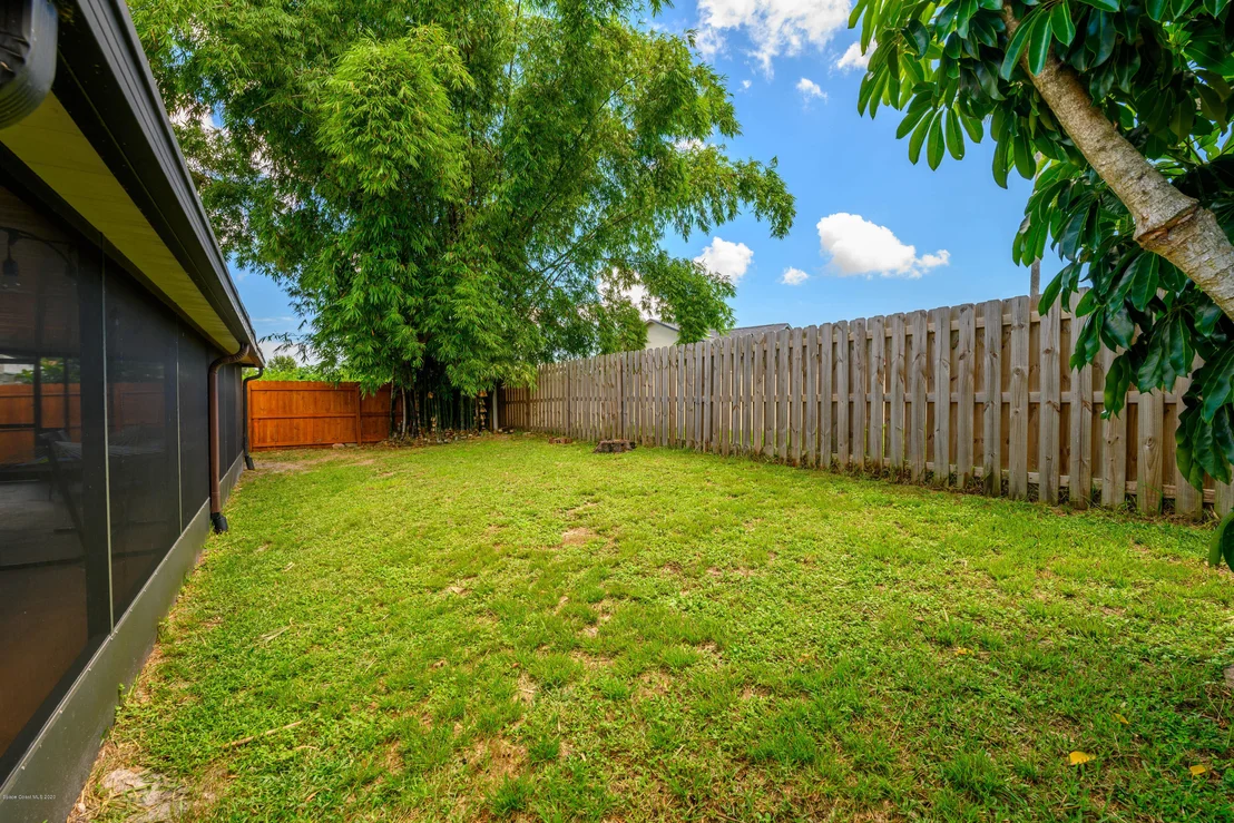 Photo of 816 Pine Shadows Avenue