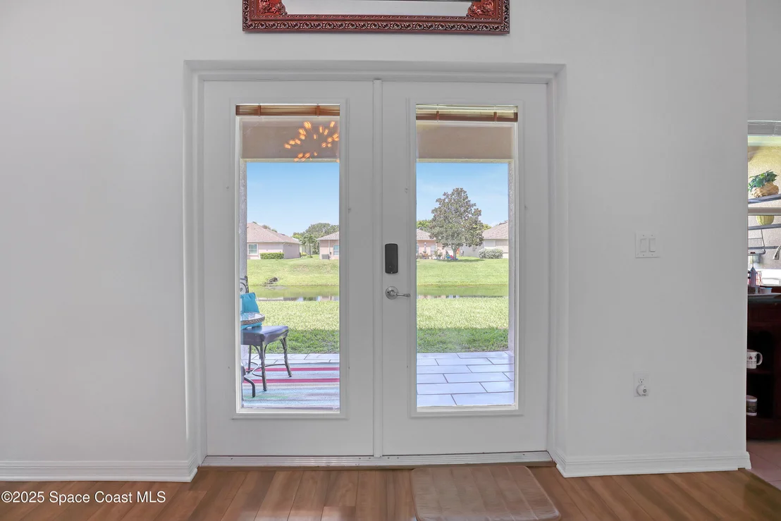 Photo of 1121 Morgan Circle NE