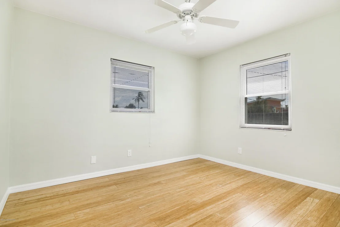 Photo of 120 Ocean Boulevard