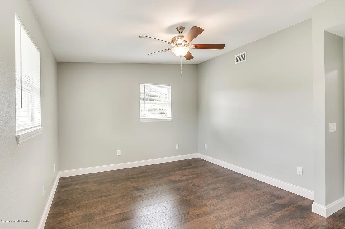 Photo of 1216 Duke Way