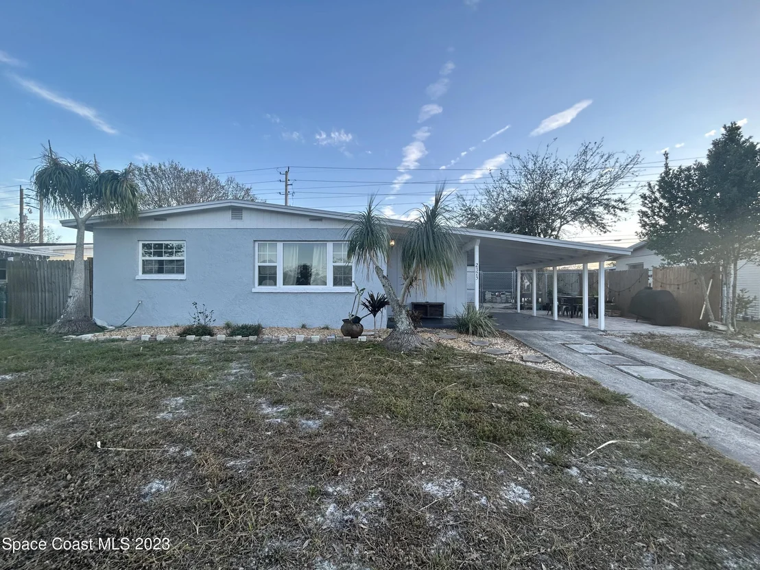 Photo of 2375 Sadler Lane