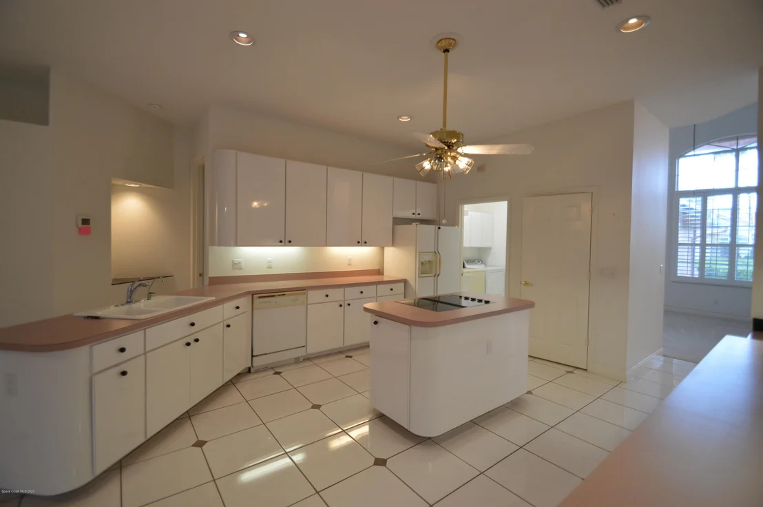 Photo of 2015 Canterbury Drive