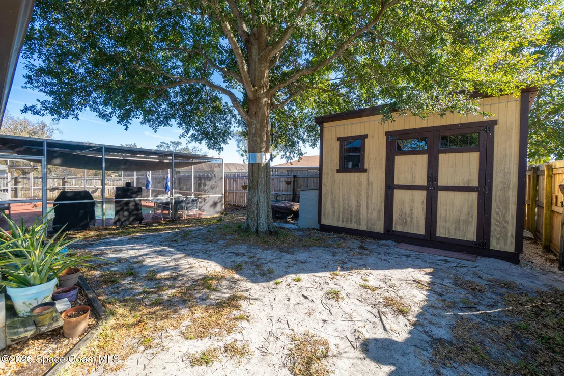Photo of 1497 Hendren Drive