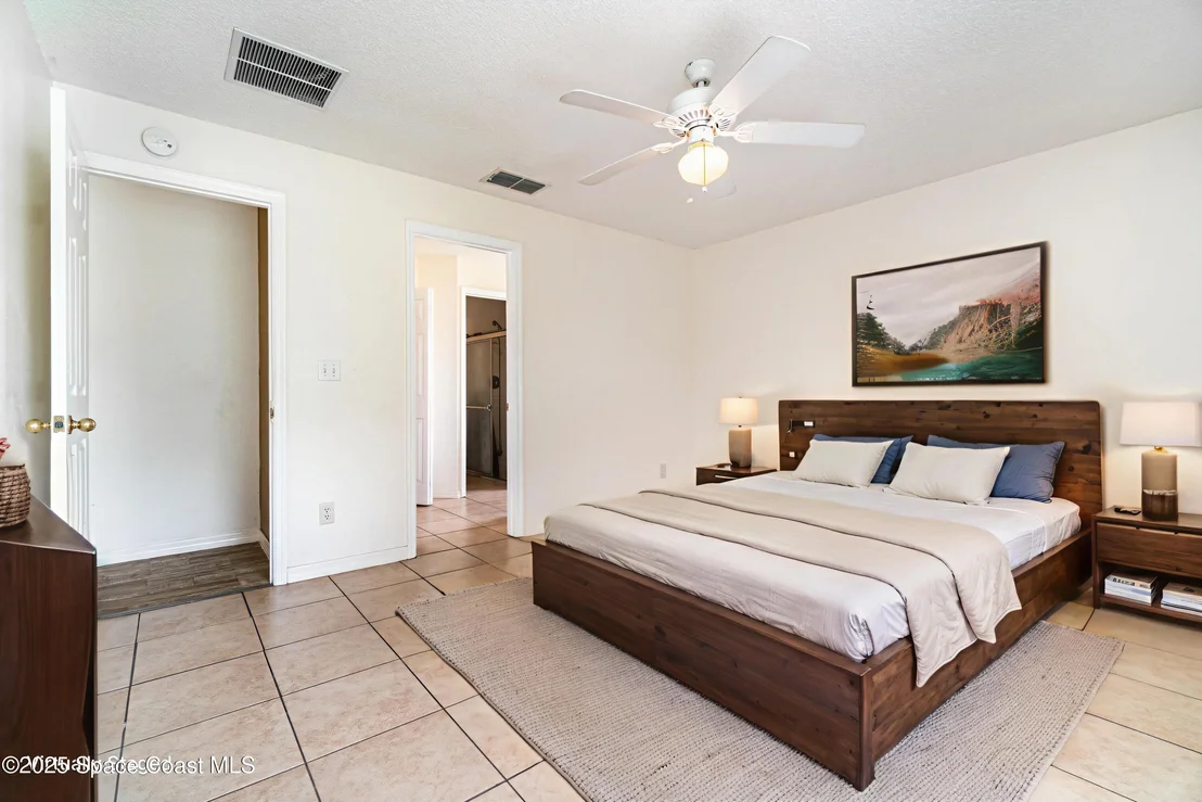 Photo of 11833 Foxglove Drive