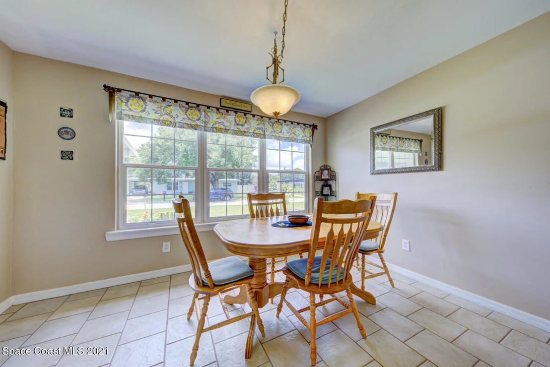 Photo of 1211 Princeton Road