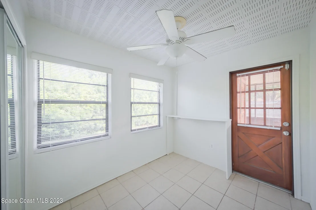 Photo of 1529 Mac Arthur Lane