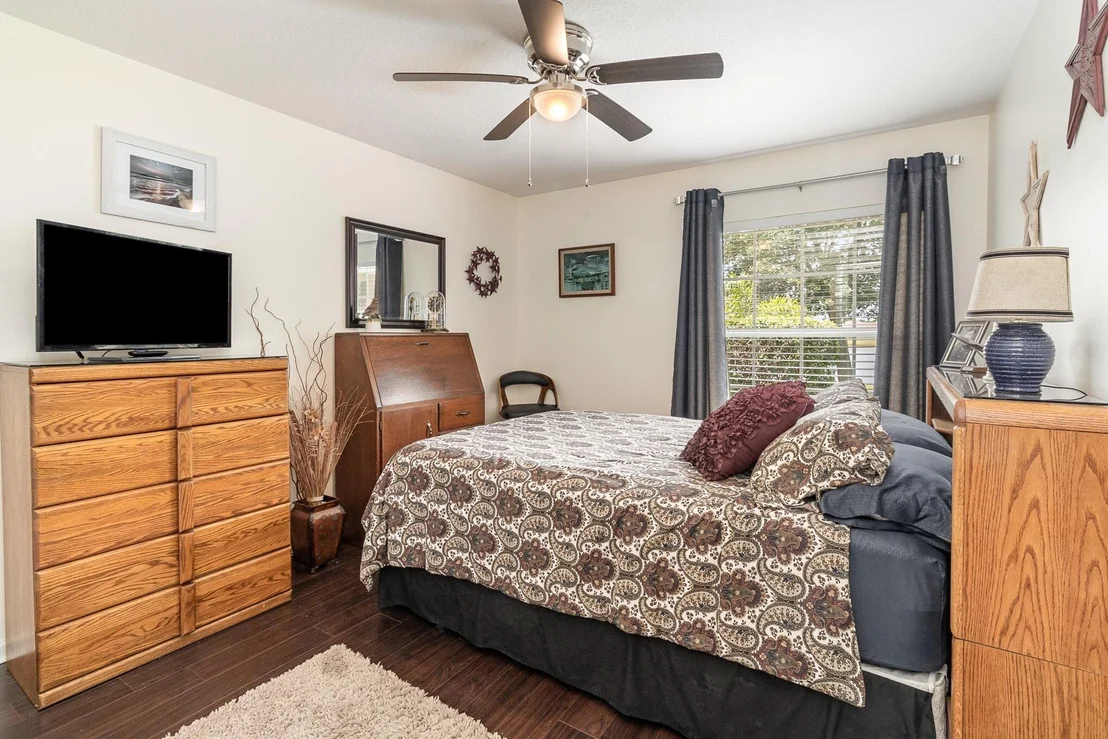 Photo of 325 Abernathy Circle