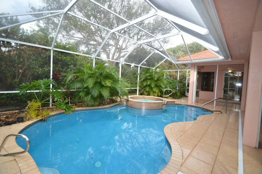 Photo of 2015 Canterbury Drive