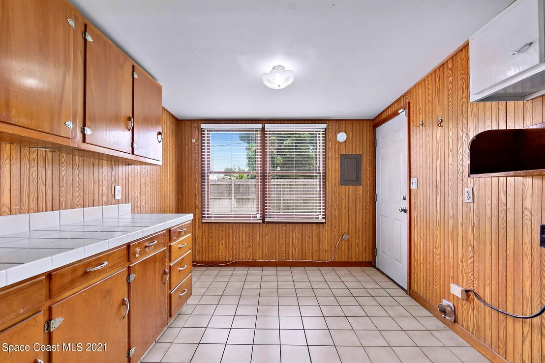 Photo of 2643 Lorna Drive