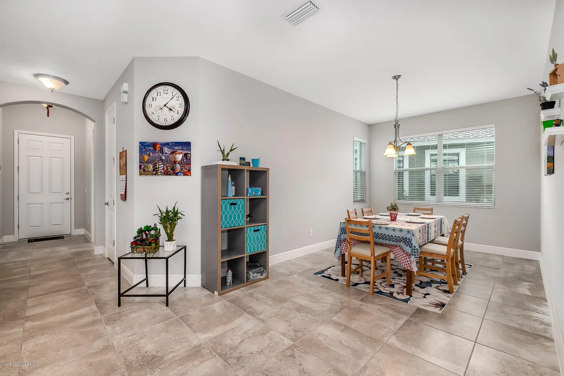 Photo of 7347 Bluemink Lane