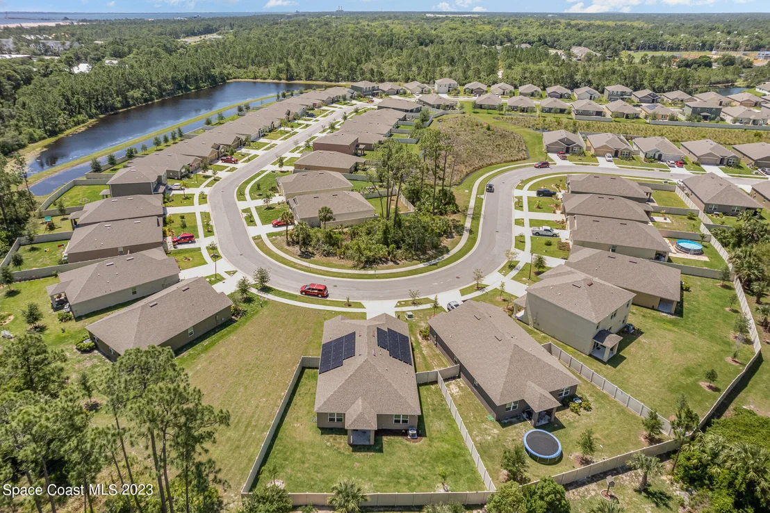 Photo of 620 Forest Trace Circle