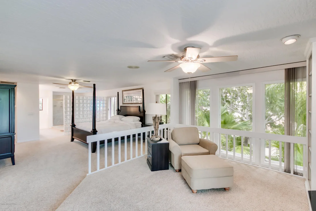 Photo of 465 Lanternback Island Drive
