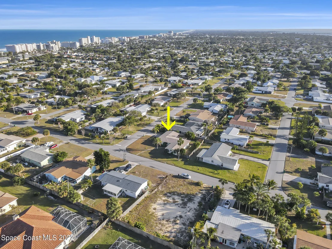 Photo of 2365 Reef Avenue