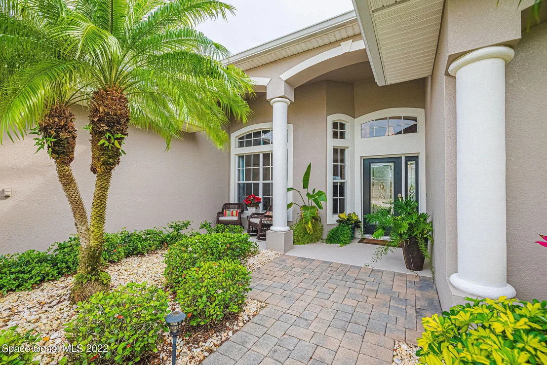 Photo of 1597 Auburn Lakes Drive