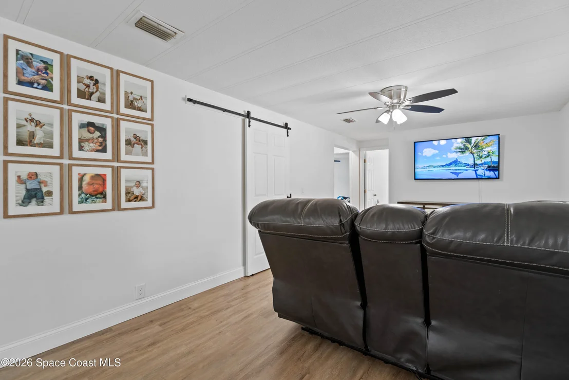 Photo of 9025 Lincoln Road