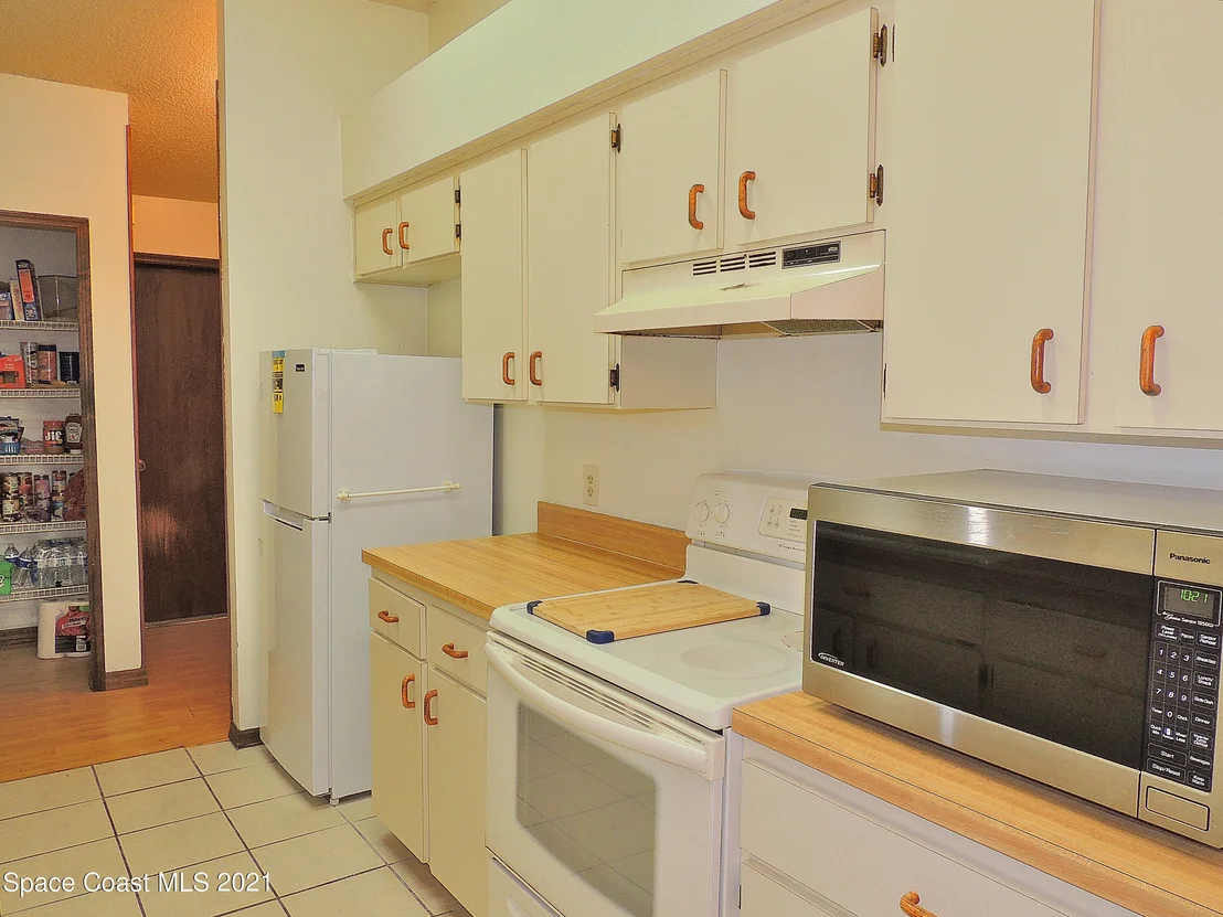 Photo of 6105 Wilderness Avenue