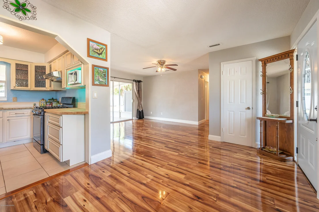 Photo of 1009 Regalia Drive