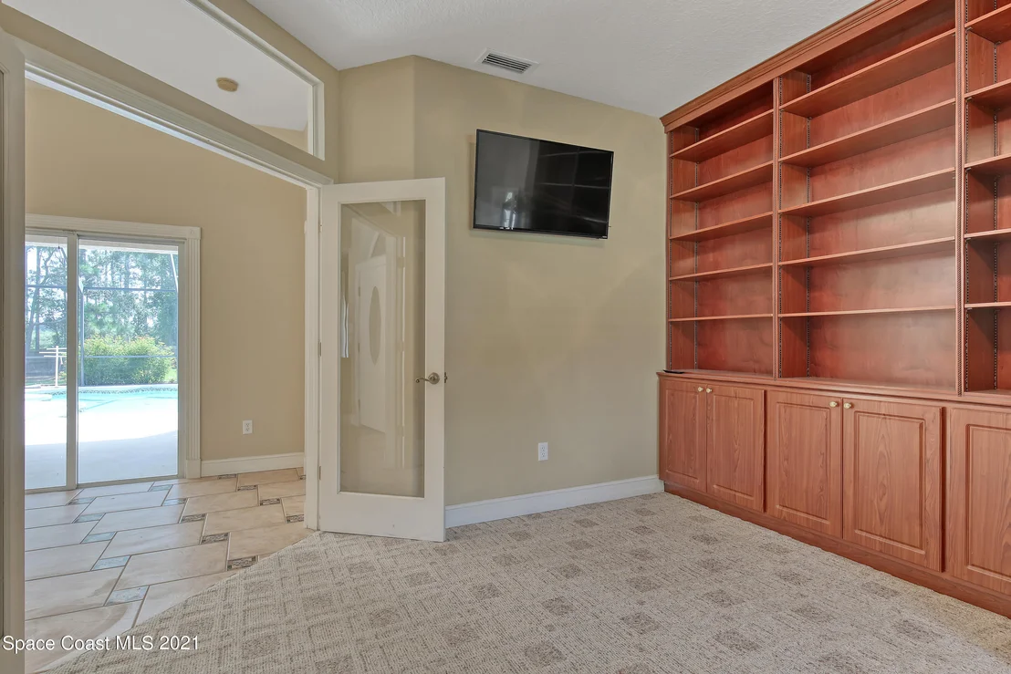 Photo of 2875 Kingfisher Way