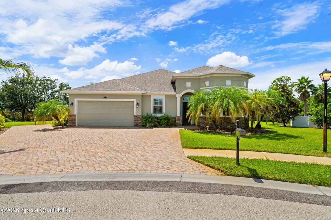 Photo of 4610 Leo Lane