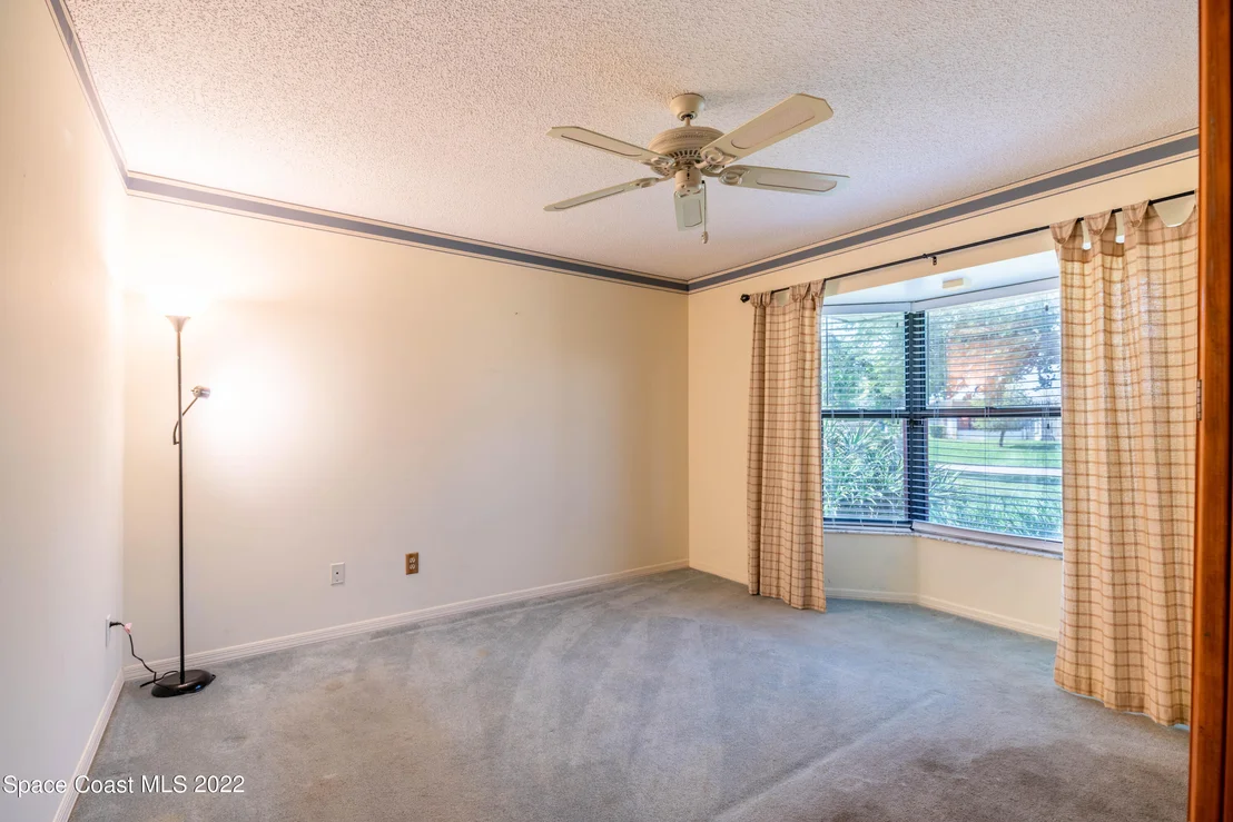 Photo of 573 Orange Avenue