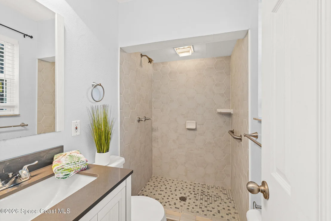 Photo of 1101 Hickory Lane