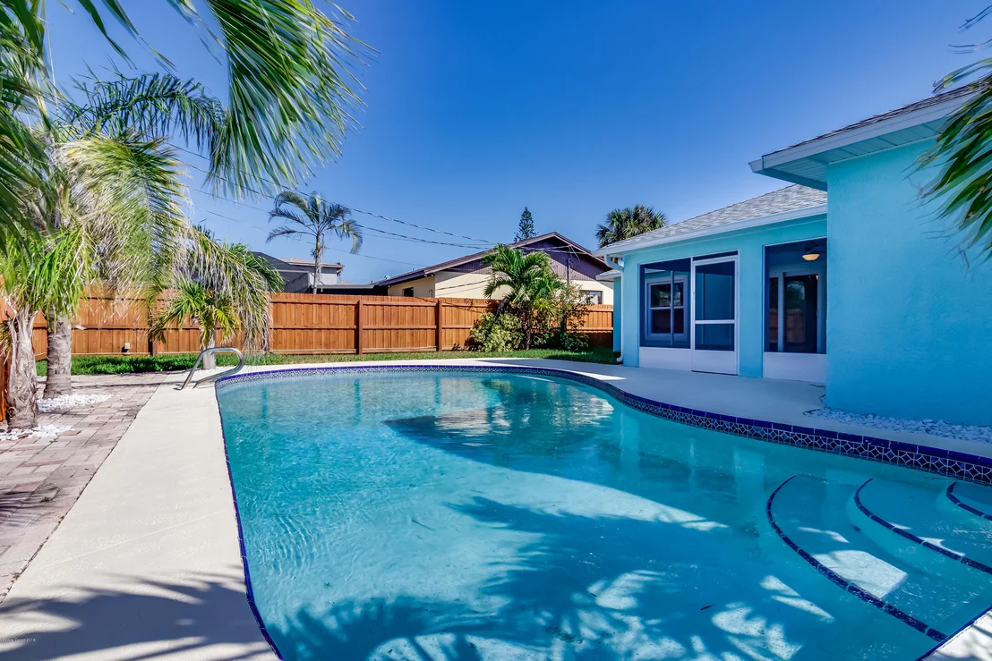 Photo of 360 Lee Avenue