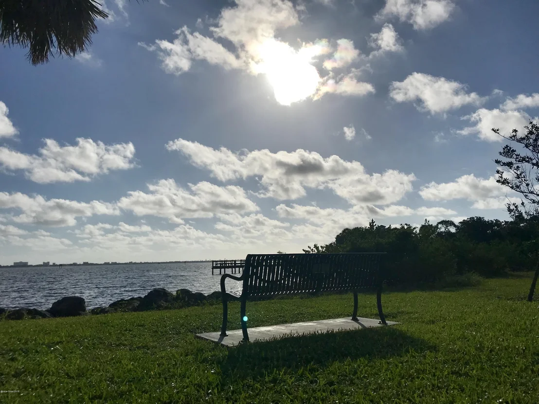Photo of 727 Banyan Drive
