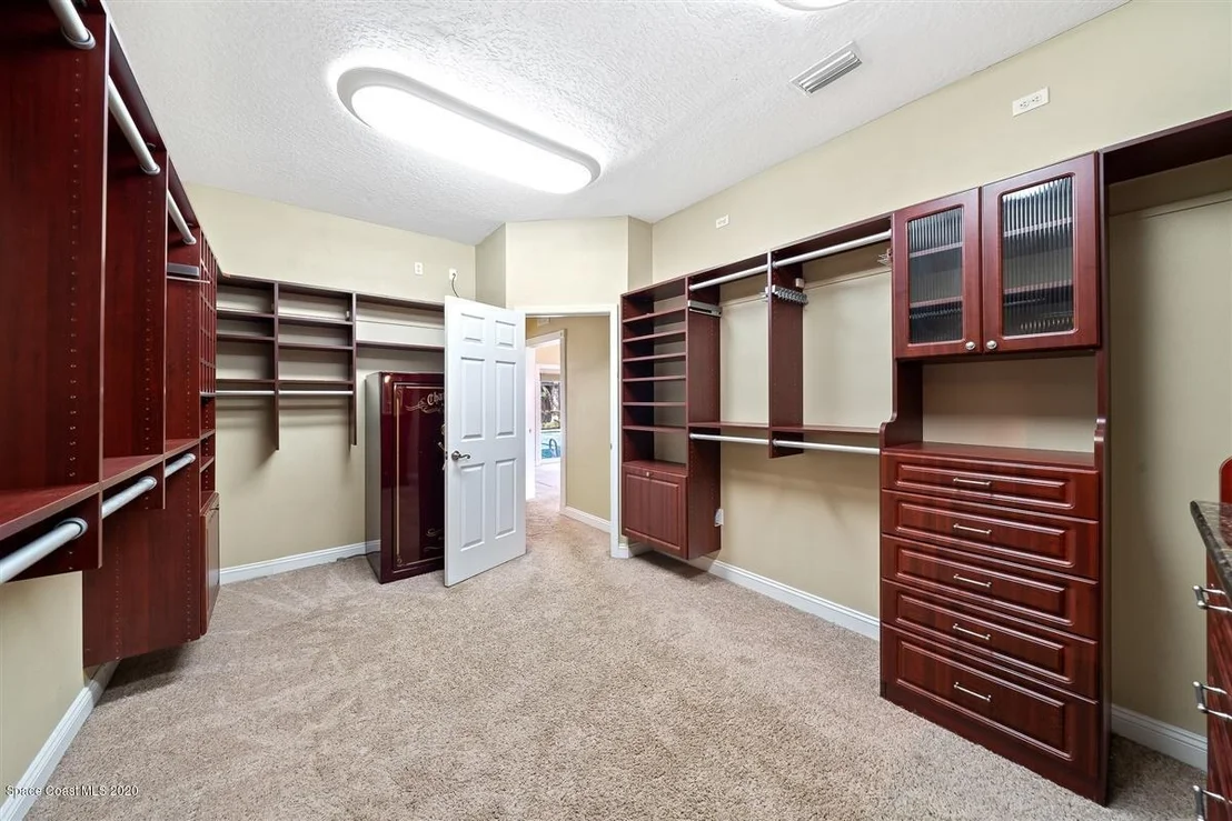 Photo of 1338 Silver Lake Drive